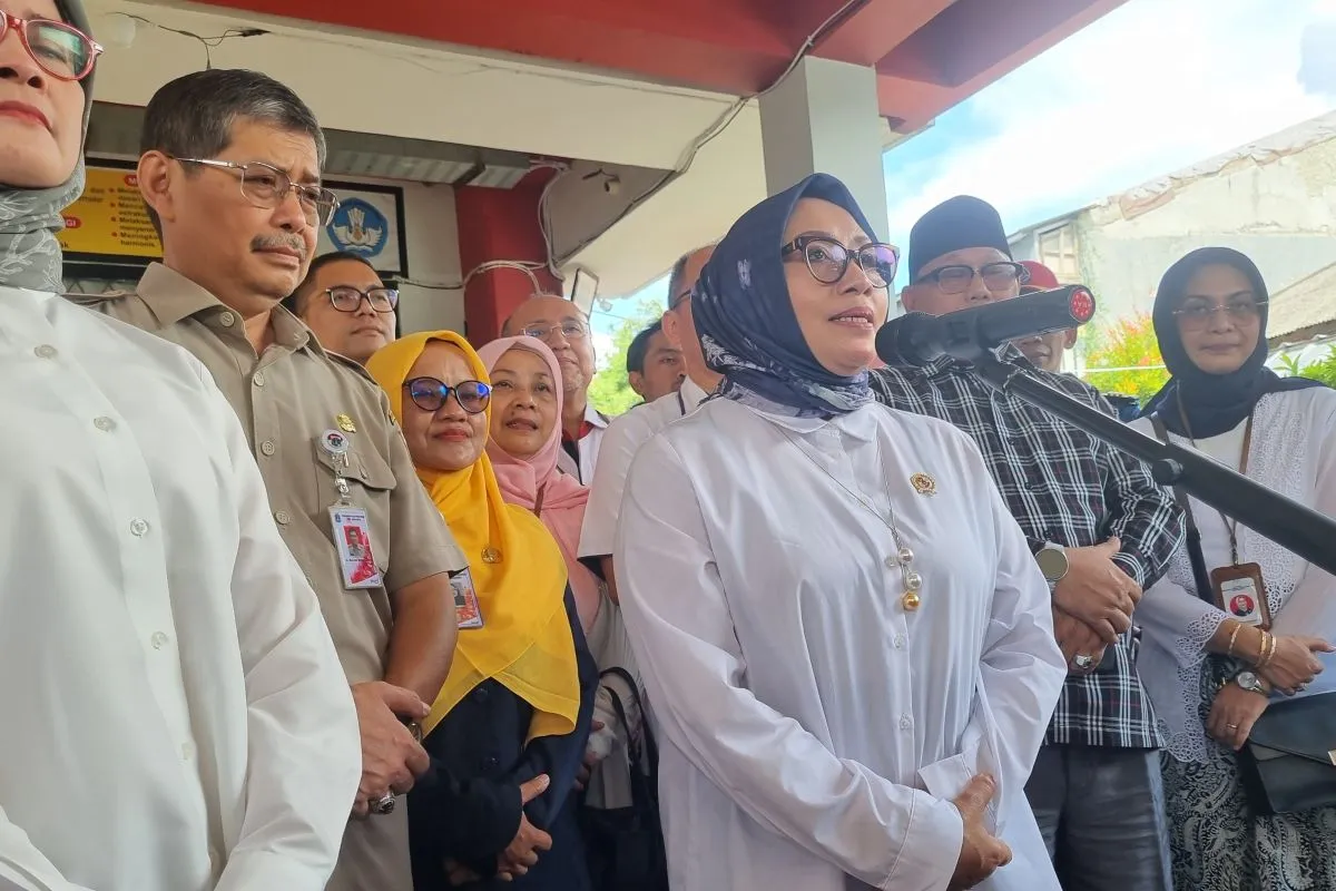 Menteri PPPA Arifah Fauzi usai meninjau Program Makan Bergizi Gratis di sekolah yang ada di Jakarta Timur (Foto: Ist)